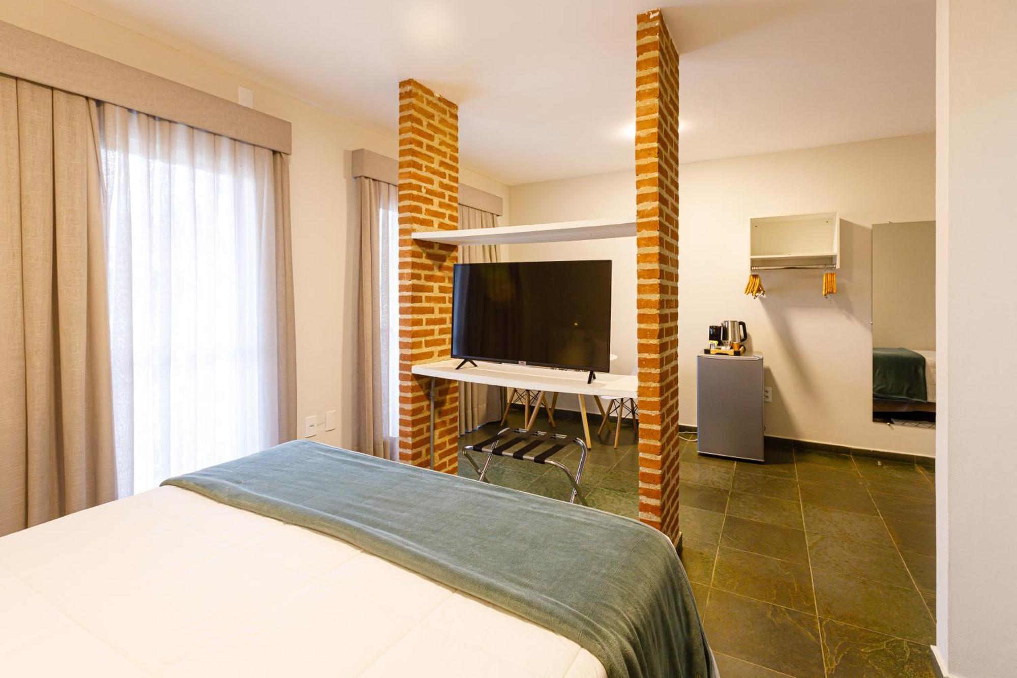 Filimahalo Hotel 塞拉内格拉 外观 照片